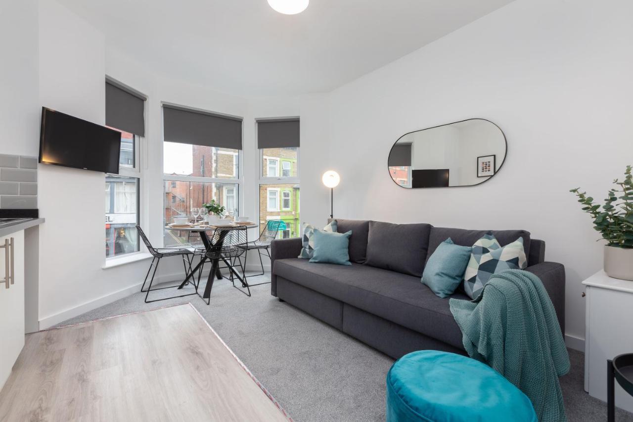 Charles Alexander Short Stay - Charnley House Apartments Blackpool Esterno foto