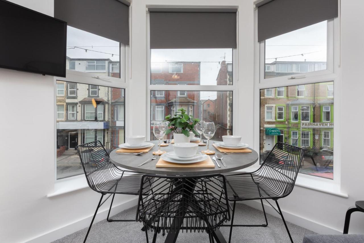 Charles Alexander Short Stay - Charnley House Apartments Blackpool Esterno foto