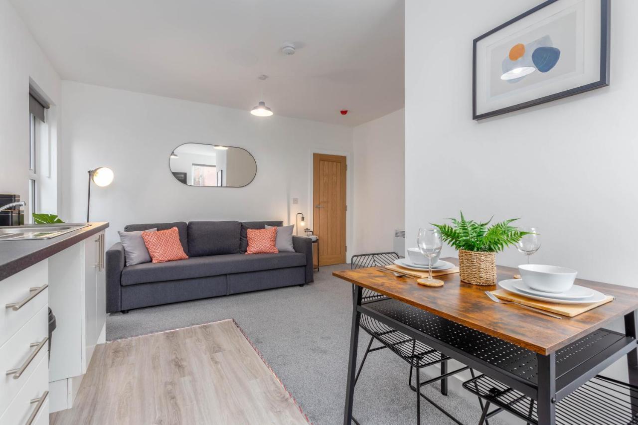 Charles Alexander Short Stay - Charnley House Apartments Blackpool Esterno foto