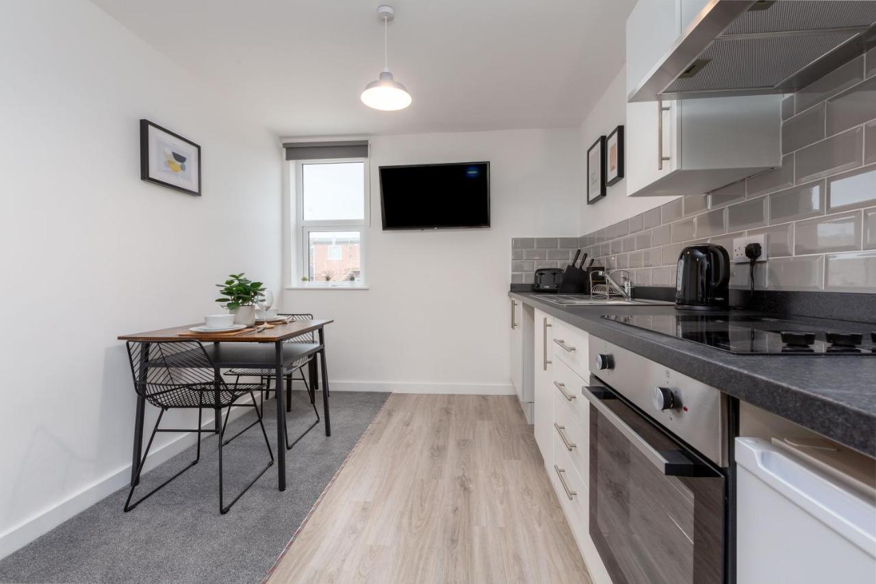 Charles Alexander Short Stay - Charnley House Apartments Blackpool Esterno foto
