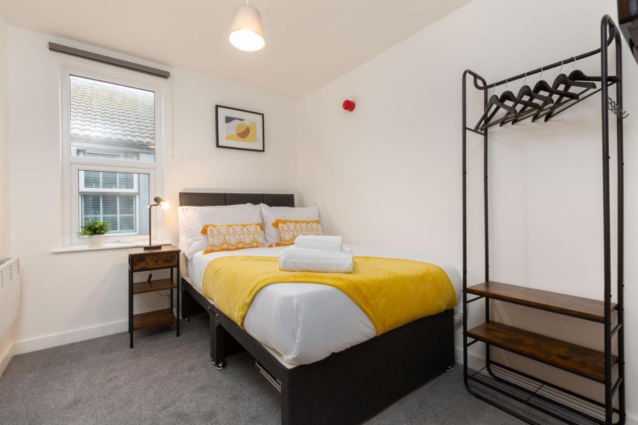 Charles Alexander Short Stay - Charnley House Apartments Blackpool Esterno foto