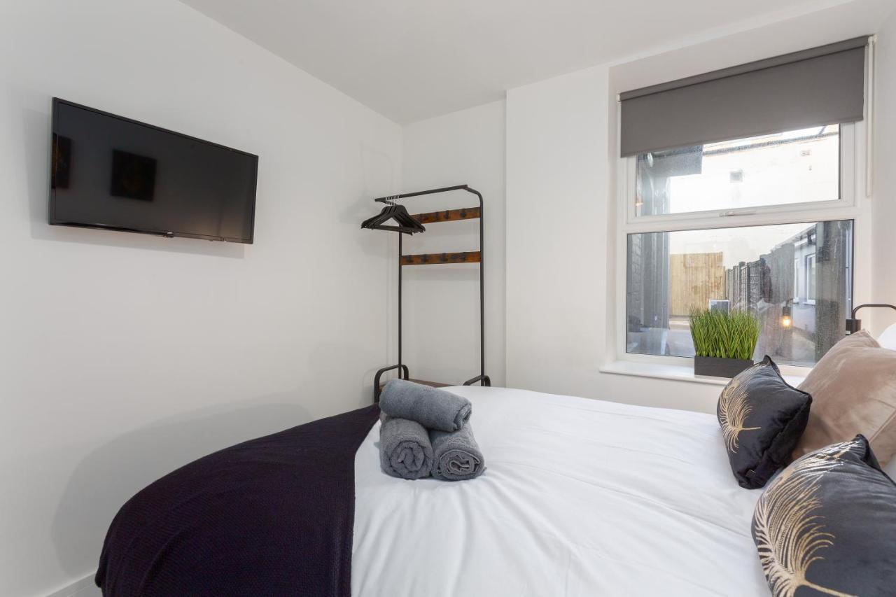 Charles Alexander Short Stay - Charnley House Apartments Blackpool Esterno foto
