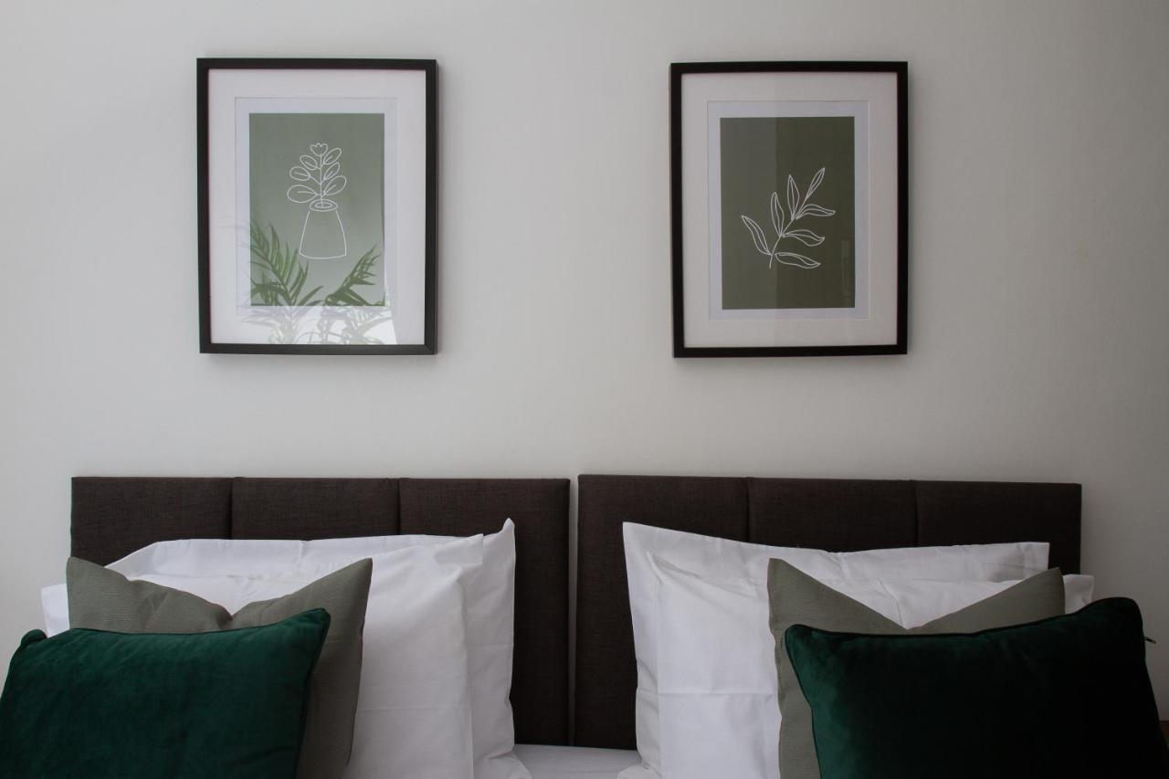 Charles Alexander Short Stay - Charnley House Apartments Blackpool Esterno foto