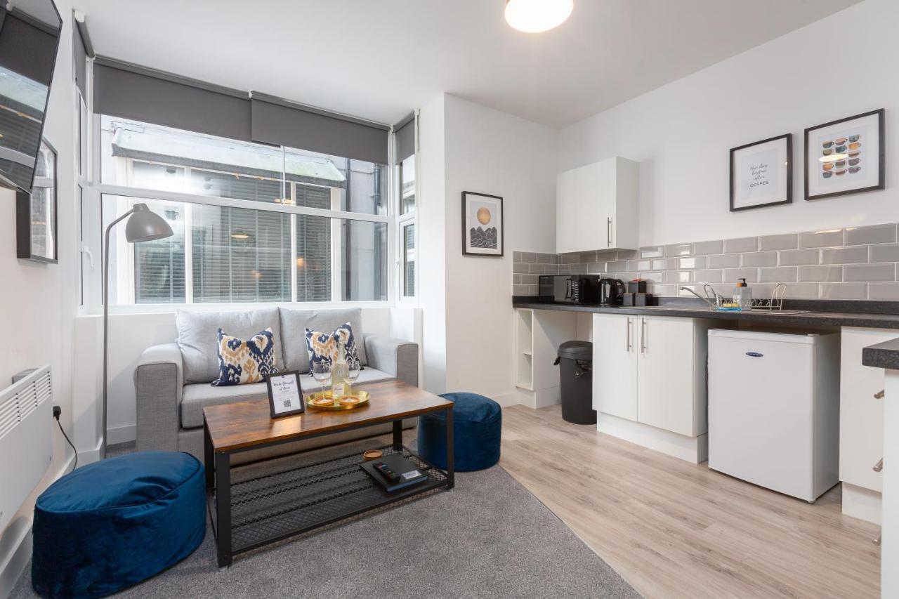Charles Alexander Short Stay - Charnley House Apartments Blackpool Esterno foto